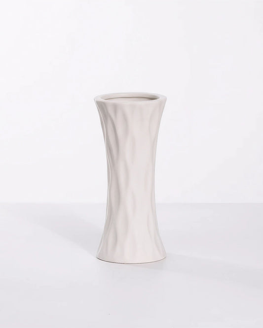 Aurivva Minimalist Collection – Soren Vase (White Nordic Ceramic)