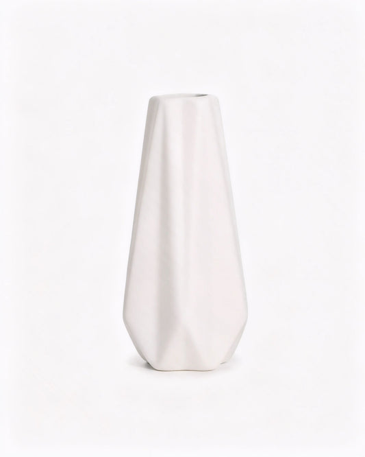 Aurivva Minimalist Collection – Eira Vase (White Nordic Ceramic)