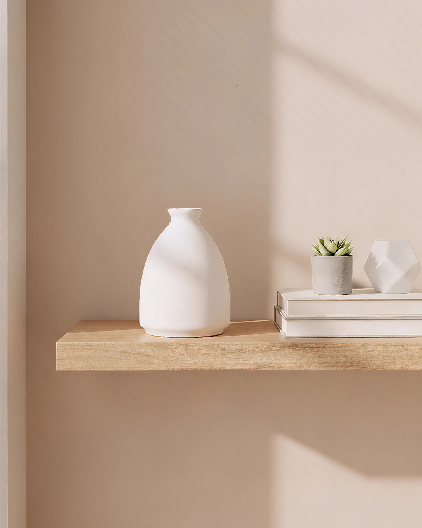 Aurivva Minimalist Collection – Nara Vase (White Nordic Ceramic)