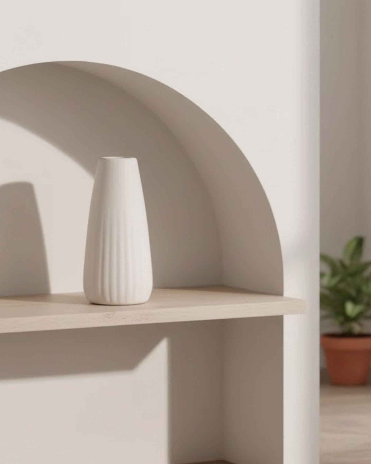 Aurivva Minimalist Collection – Alva Vase (White Nordic Ceramic)
